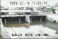 小橋可倒堰 のカメラ画像